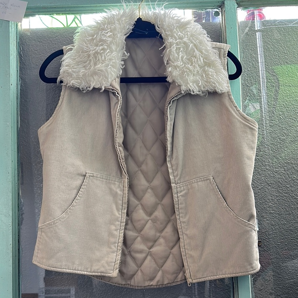 Blue Asphalt Cream Sherpa-Lined Vest